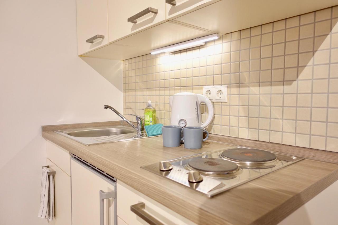 NEU - gemütliches und modernes Apartment mit Stellplatz Koblenz  Exterior foto