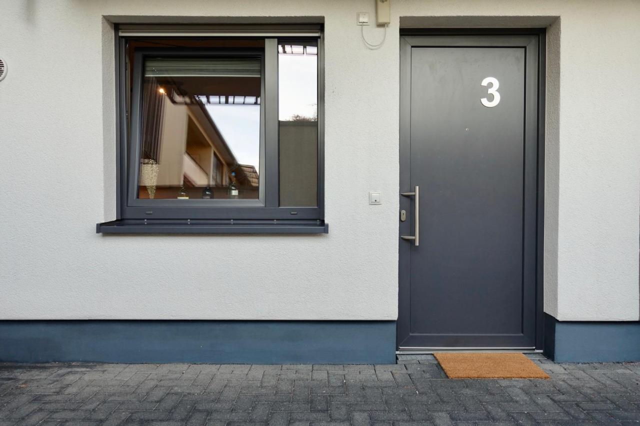 NEU - gemütliches und modernes Apartment mit Stellplatz Koblenz  Exterior foto