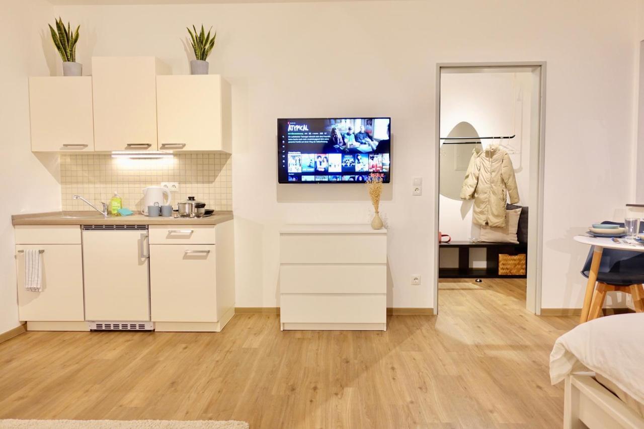 NEU - gemütliches und modernes Apartment mit Stellplatz Koblenz  Exterior foto